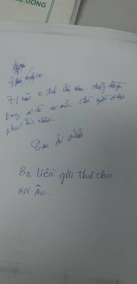 Xúc động chuyện người phụ nữ lớn tuổi mắc COVID-19 xin nhường máy thở cho chồng - Ảnh 1.