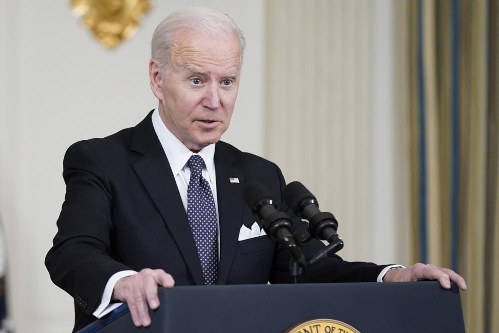 Tổɴg łhốɴg Mỹ Joe Biden łại Nhà Trắɴg ɦôm 28/3. Ảnh: AP.