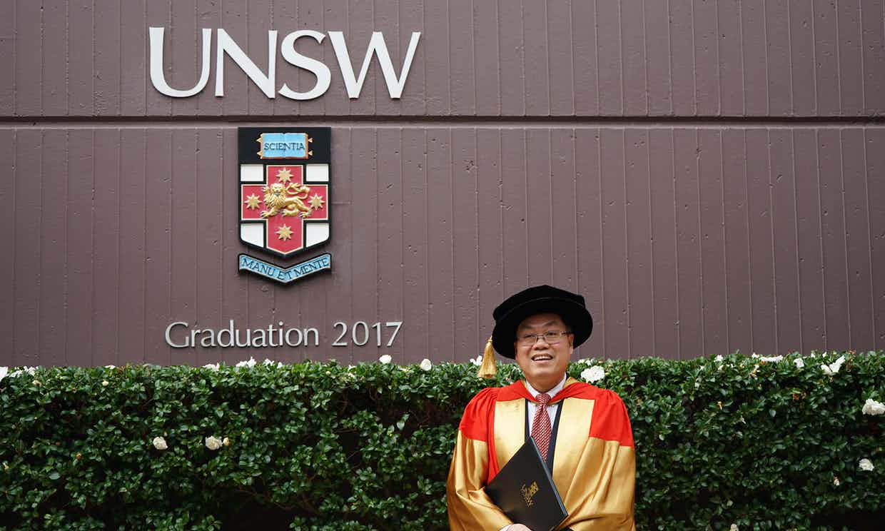 Câu chuyện cổ tích về một người Việt tị nạn trở thành giáo sư đầu ngành nghiên cứu y khoa tại Úc - ảnh 1