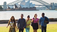Úc: Hàng trăm sinh viên quốc tế có nguy cơ nhận bằng vô giá trị