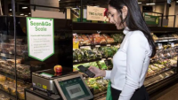 Úc: Woolworths tiến tới loại bỏ quầy thanh toán với công nghệ scan and go