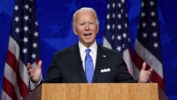 Joe Biden nói ông Trump “phủ bóng tối” nước Mỹ trong bài phát biểu “để đời”